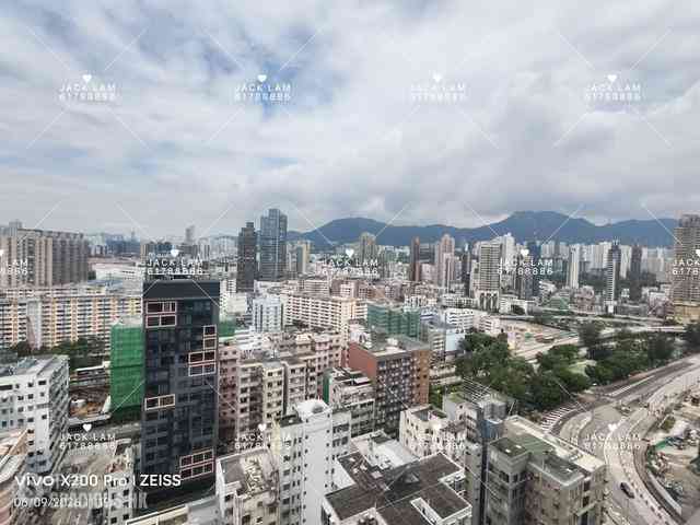 To Kwa Wan - Sky Tower 01