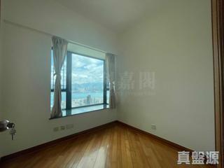 Fortress Hill - Le Sommet Block 2 08