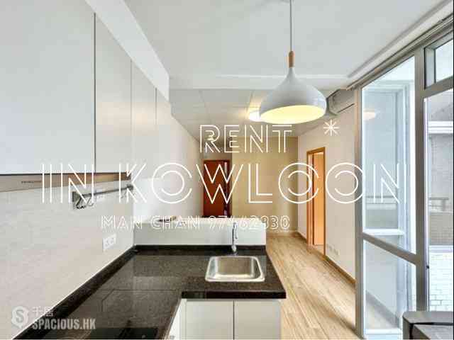 Mong Kok - 925, Canton Road 01