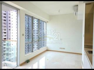 Sai Ying Pun - 63, Pokfulam 04