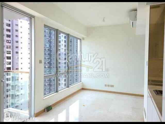 Sai Ying Pun - 63, Pokfulam 04