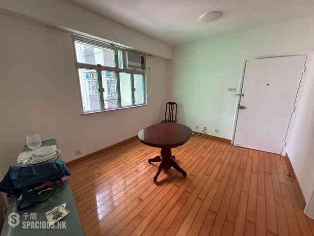 Mid Levels Central - On Fung Building 01