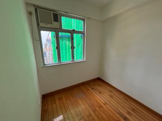 Mid Levels Central - On Fung Building 06