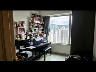 Tsuen Wan - Parc City Block 7 02