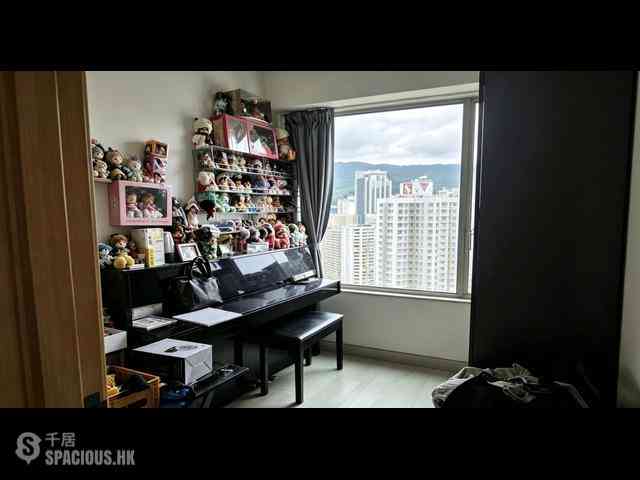 Tsuen Wan - Parc City Block 7 02