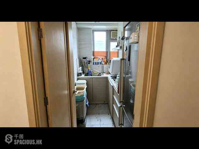Tsuen Wan - Parc City Block 7 03