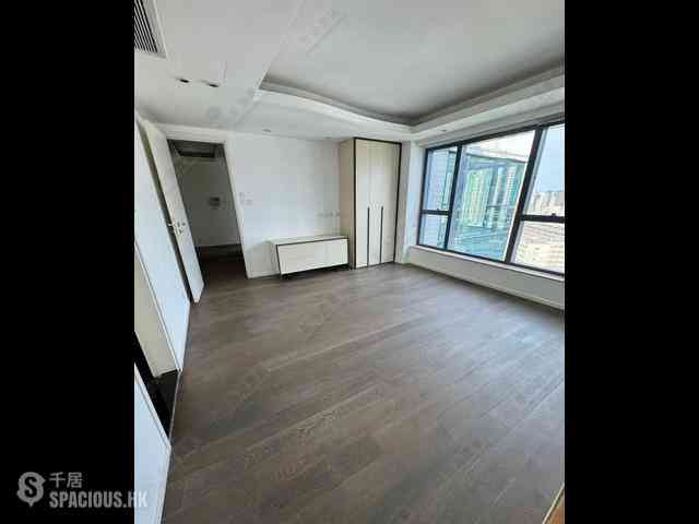 Yau Ma Tei - The Regalia Block 3 02