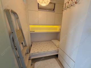 Kennedy Town - The Merton Tower 2 04