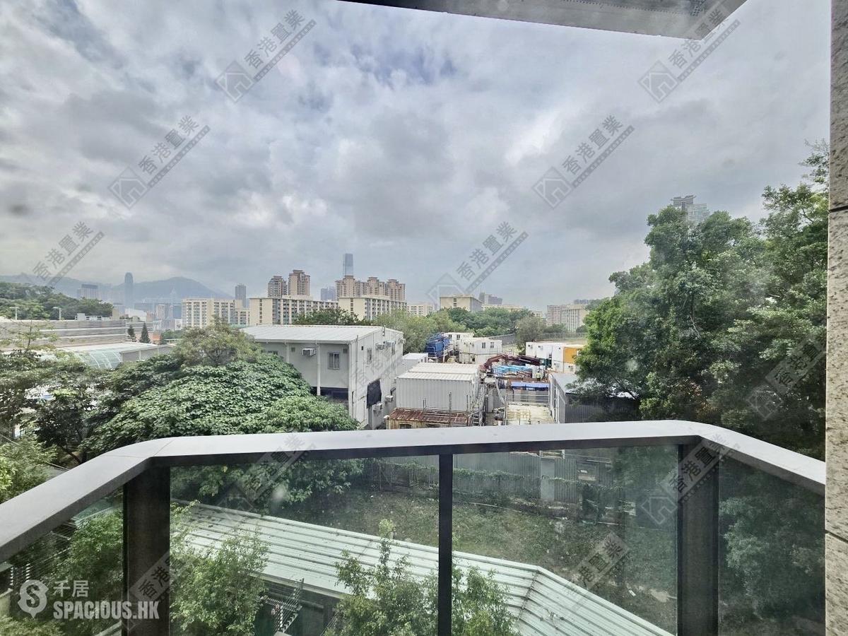 何文田 - 天铸1期8座 01