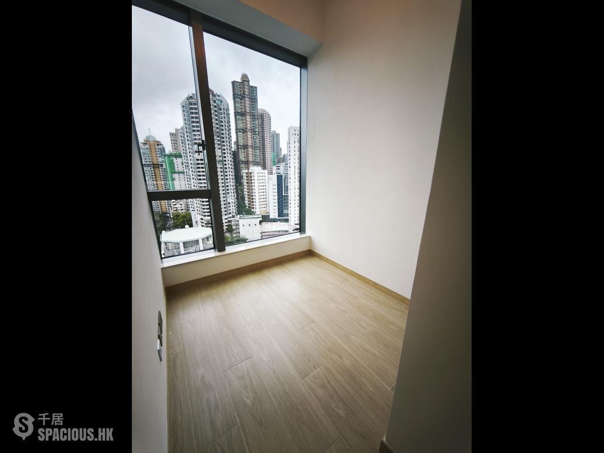 Sai Ying Pun - Upper Manor 01