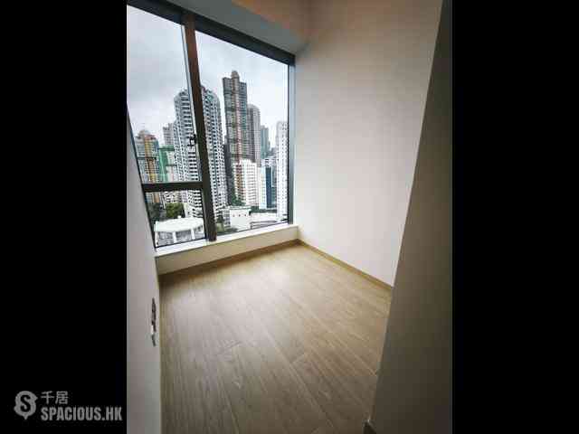 Sai Ying Pun - Upper Manor 01