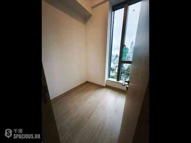 Sai Ying Pun - Upper Manor 02