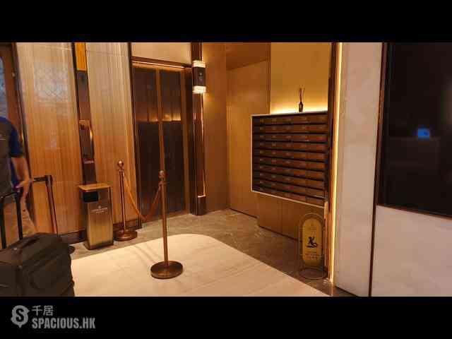 Sai Ying Pun - Upper Manor 05