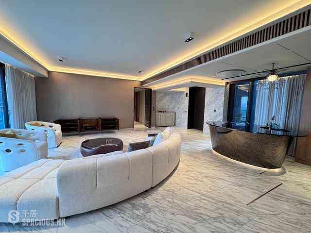 Mid Levels West - The Legacy Phase 2 Tower 1 04
