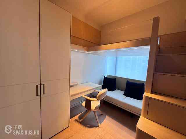 Mid Levels West - The Legacy Phase 2 Tower 1 13