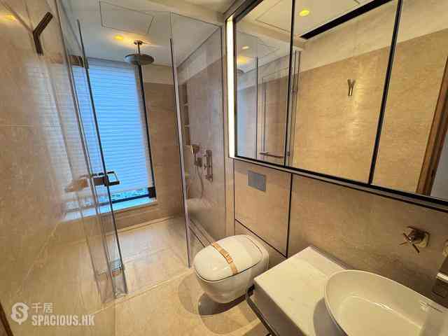 Mid Levels West - The Legacy Phase 2 Tower 1 14