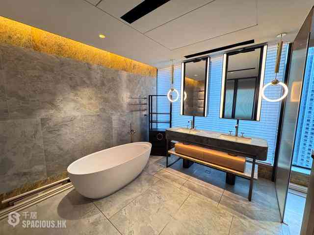 Mid Levels West - The Legacy Phase 2 Tower 1 16