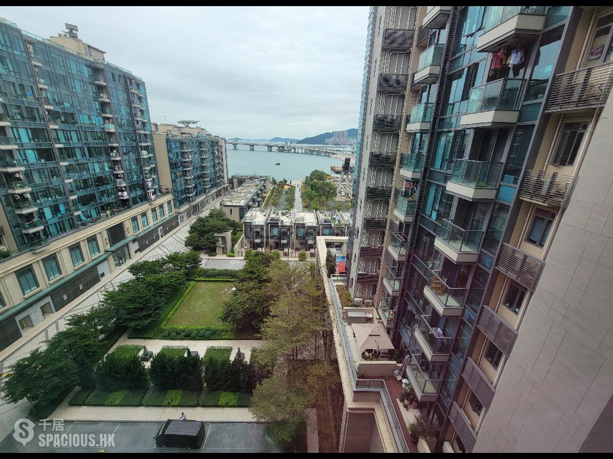 Tseung Kwan O - Capri 01