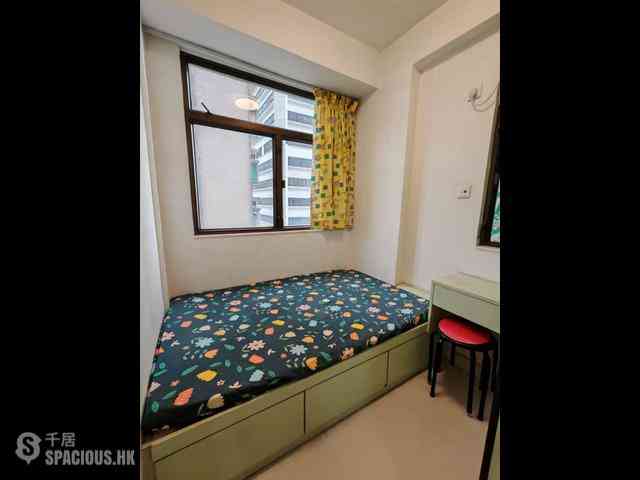 Shek Tong Tsui - Kong Chian Tower Block 1 04