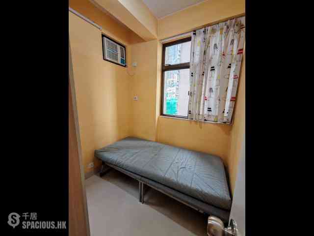 Shek Tong Tsui - Kong Chian Tower Block 1 05