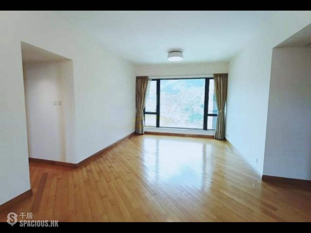 Leighton Hill - The Leighton Hill Block 1 01