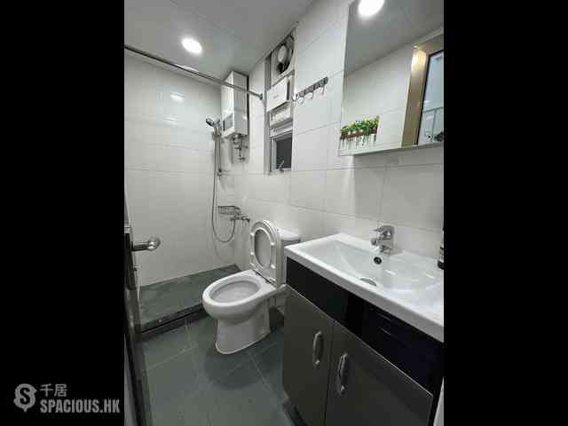 Wan Chai - Wing Tak Building Block B 03