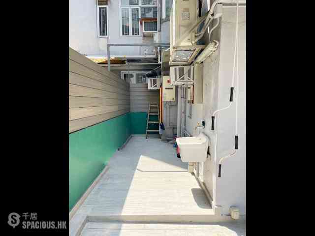 Shek Tong Tsui - Nam Cheong Building 03