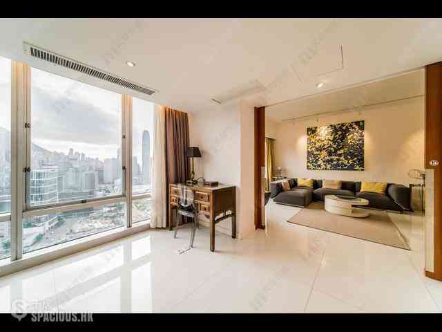 Wan Chai - Convention Plaza Apartments 11