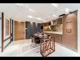 Wan Chai - Convention Plaza Apartments 08