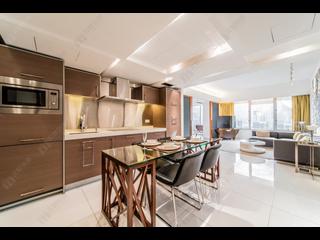 Wan Chai - Convention Plaza Apartments 09