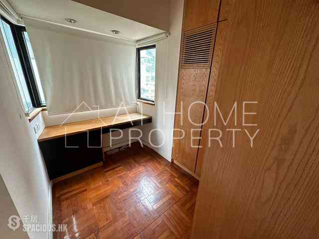 Mid Levels Central - Vantage Park 03