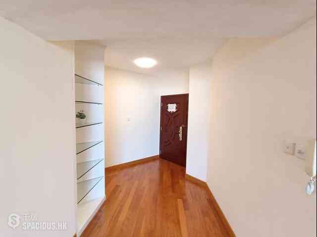 Mid Levels Central - Tregunter Tower 3 05