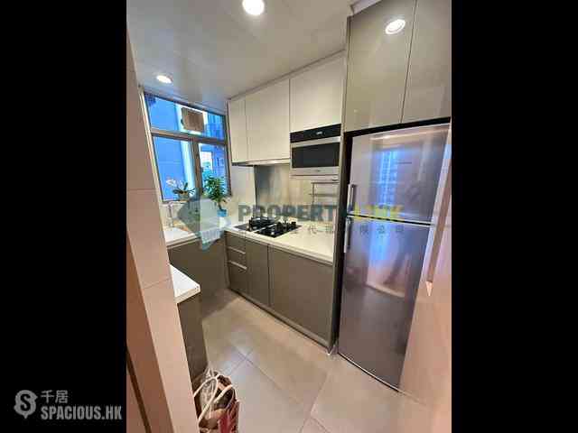 Sai Ying Pun - Island Crest 11