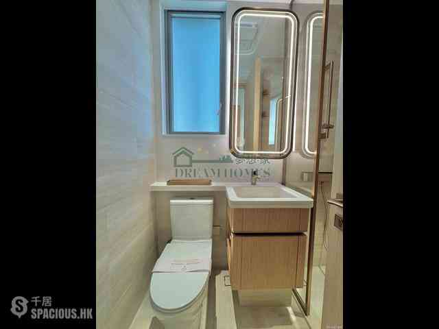 Sai Ying Pun - Upper Manor 09