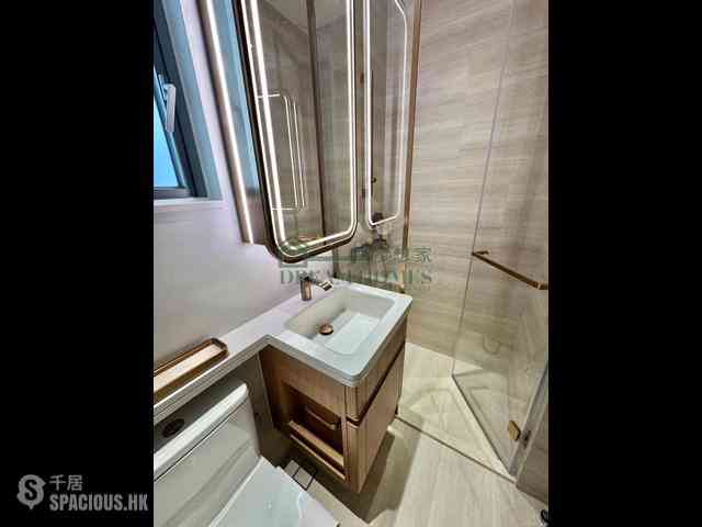 Sai Ying Pun - Upper Manor 08