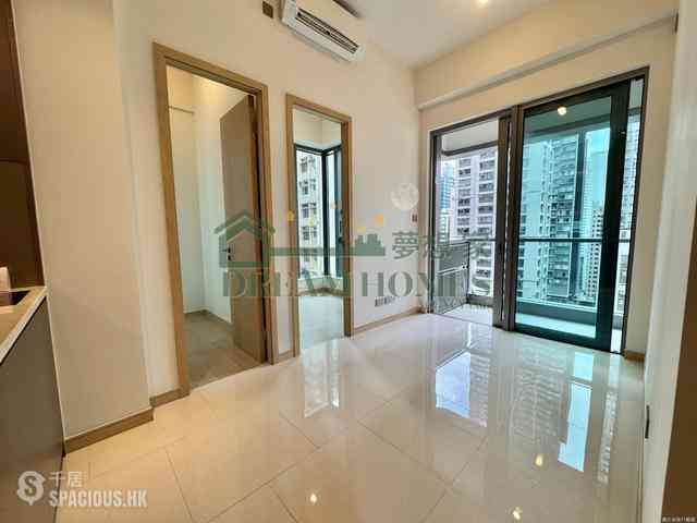Sai Ying Pun - Upper Manor 01