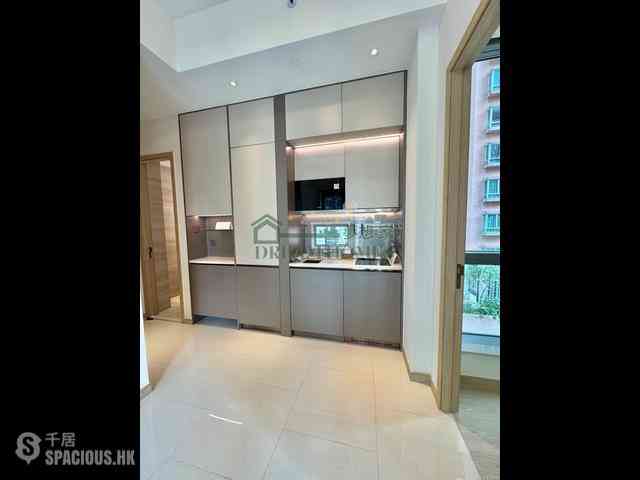 Sai Ying Pun - Upper Manor 06