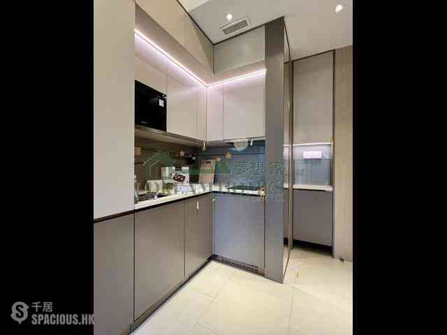 Sai Ying Pun - Upper Manor 06