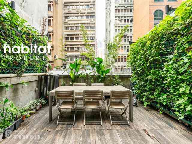 Sheung Wan - Yu Hing Mansion 01