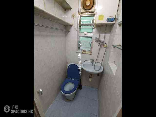 Sai Ying Pun - Yue Tak House 17