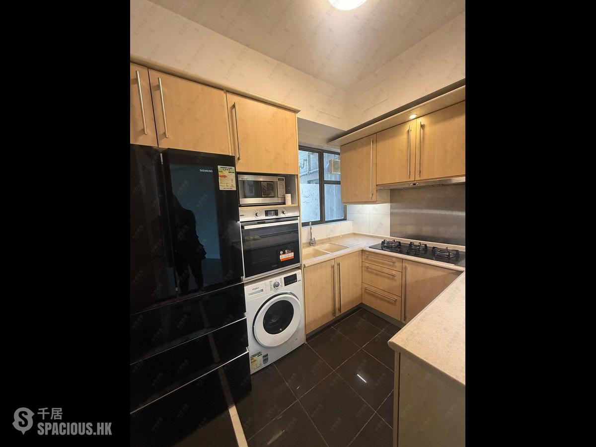 Shek Tong Tsui - The Belcher's Phase 2 Block 8 01