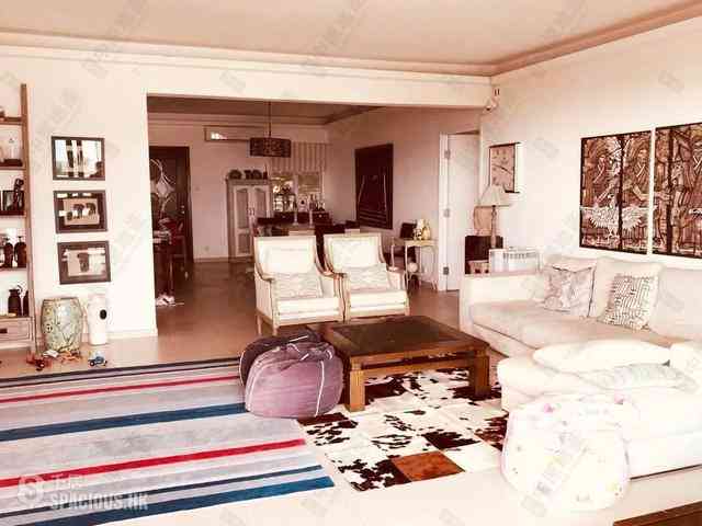 Pok Fu Lam - Scenic Villas 01