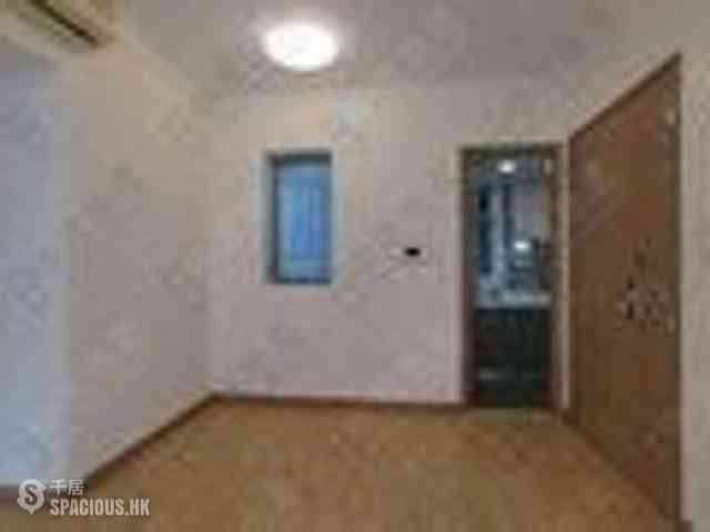 Sai Ying Pun - Island Crest Block 1 08
