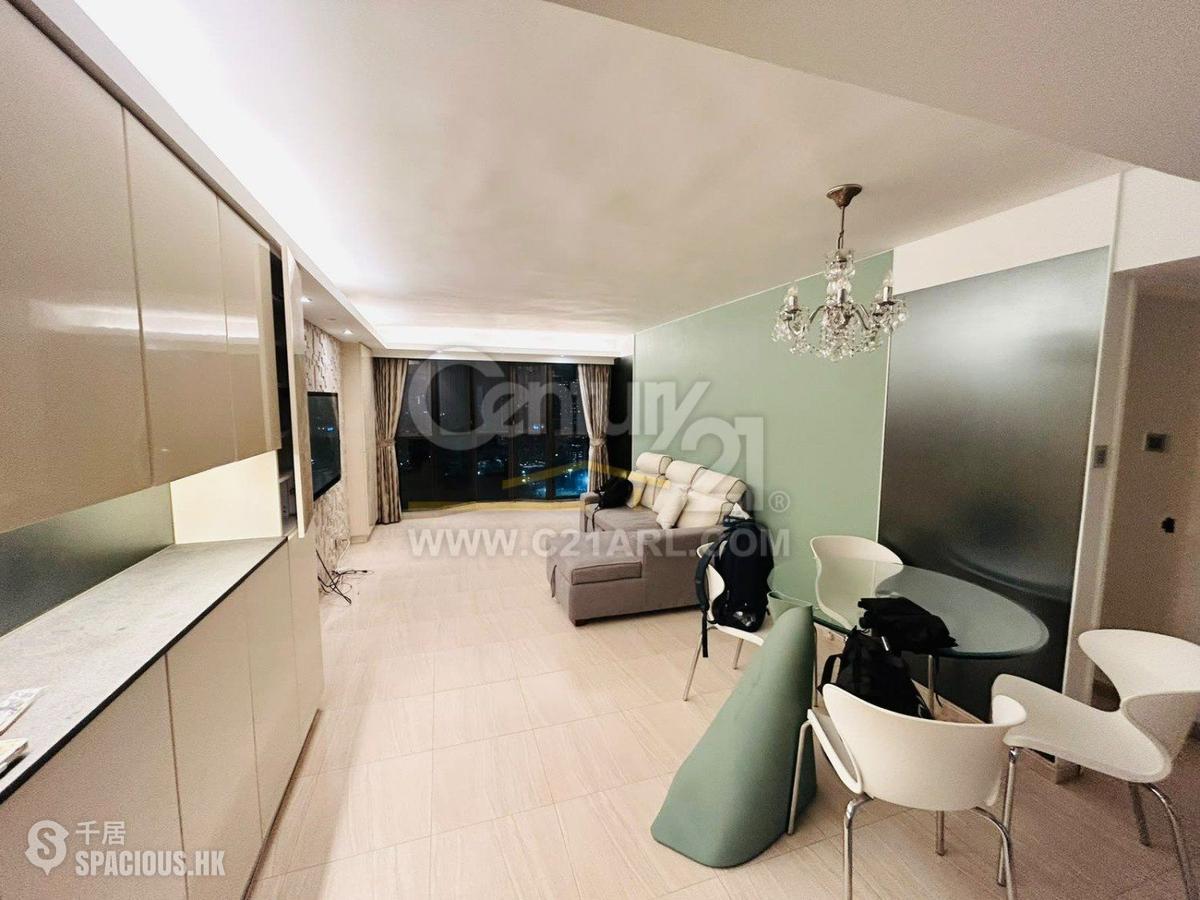 Stubbs Road - Crescent Heights 01