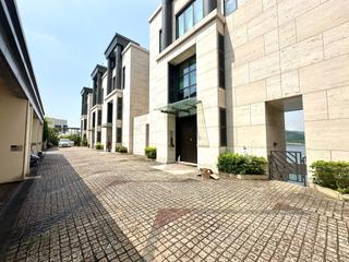 Repulse Bay - 16A, South Bay Road 06
