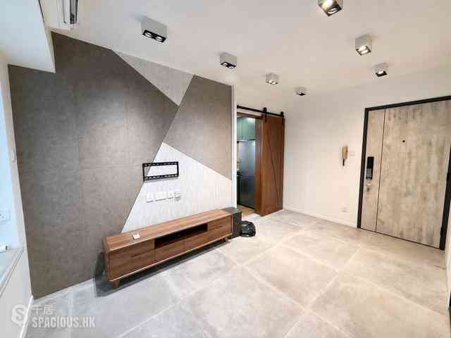Mid Levels Central - Midland Court 02
