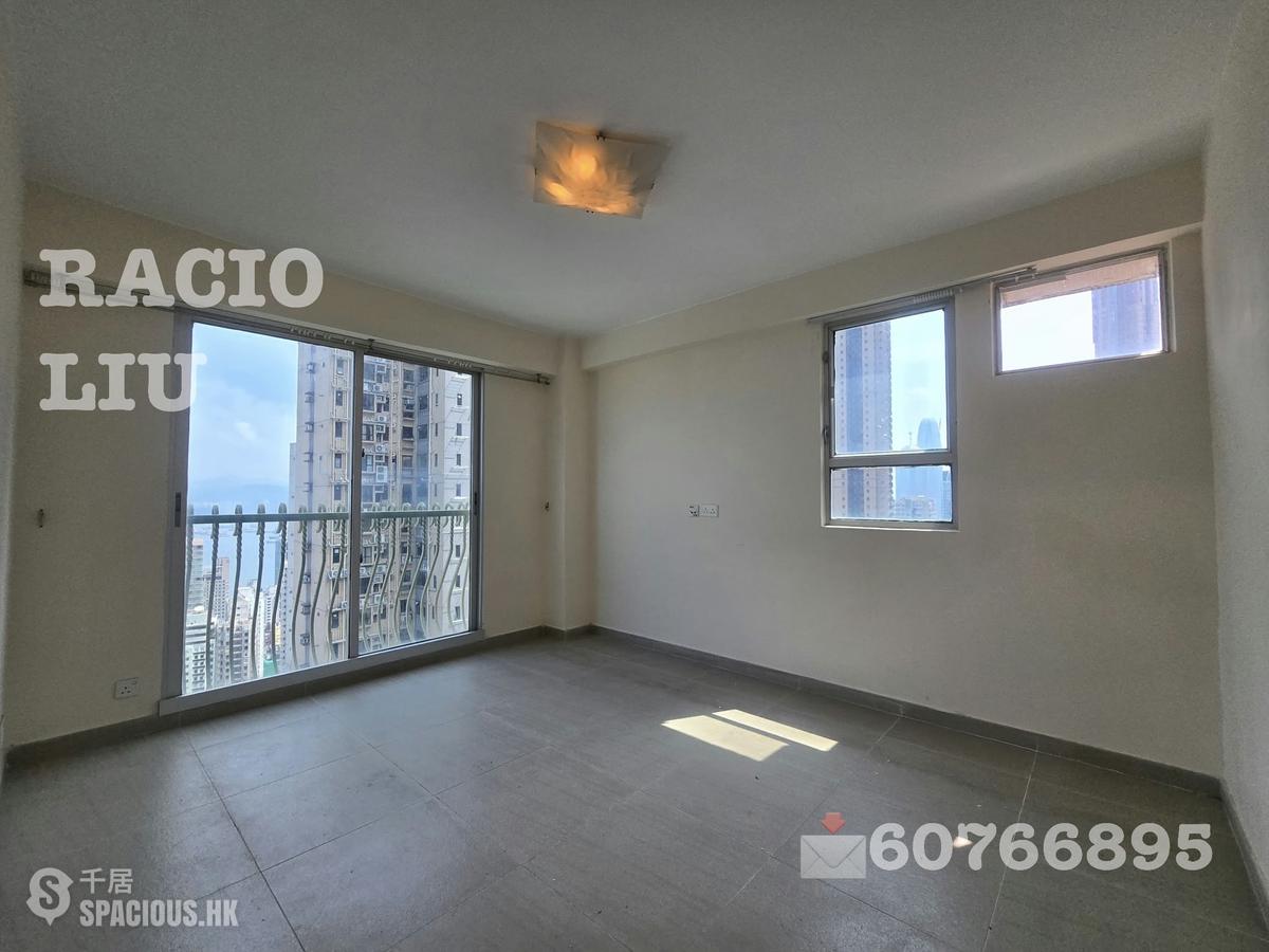Mid Levels West - Skyview Cliff 01