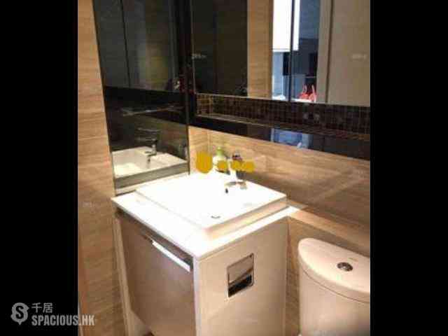 Sai Ying Pun - The Summa Block 2 05