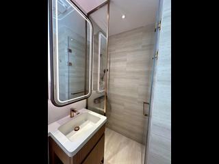 Sai Ying Pun - Upper Manor 09