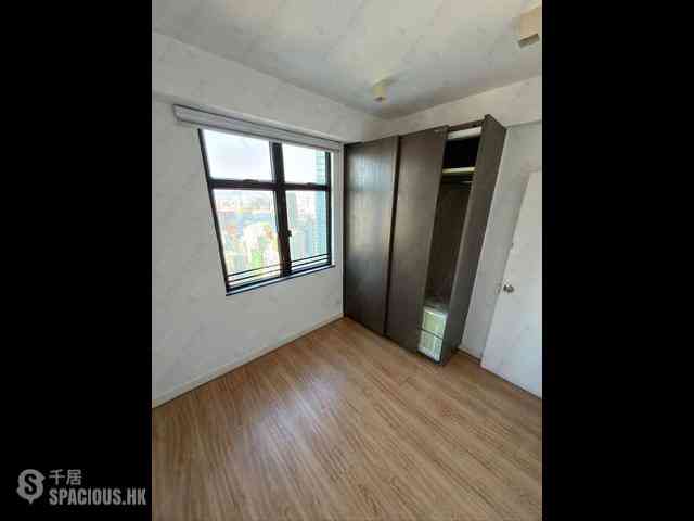 Mid Levels West - Scenic Heights Block 2 04